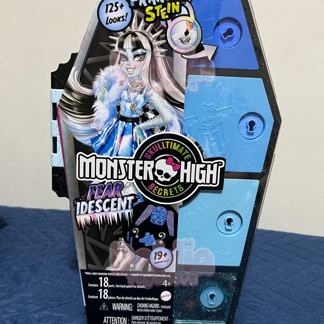 Monster High Skulltimate Secrets series 2 Fearidescent 2023 dolls 