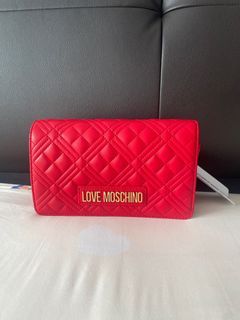 Moschino Love red purse clutch