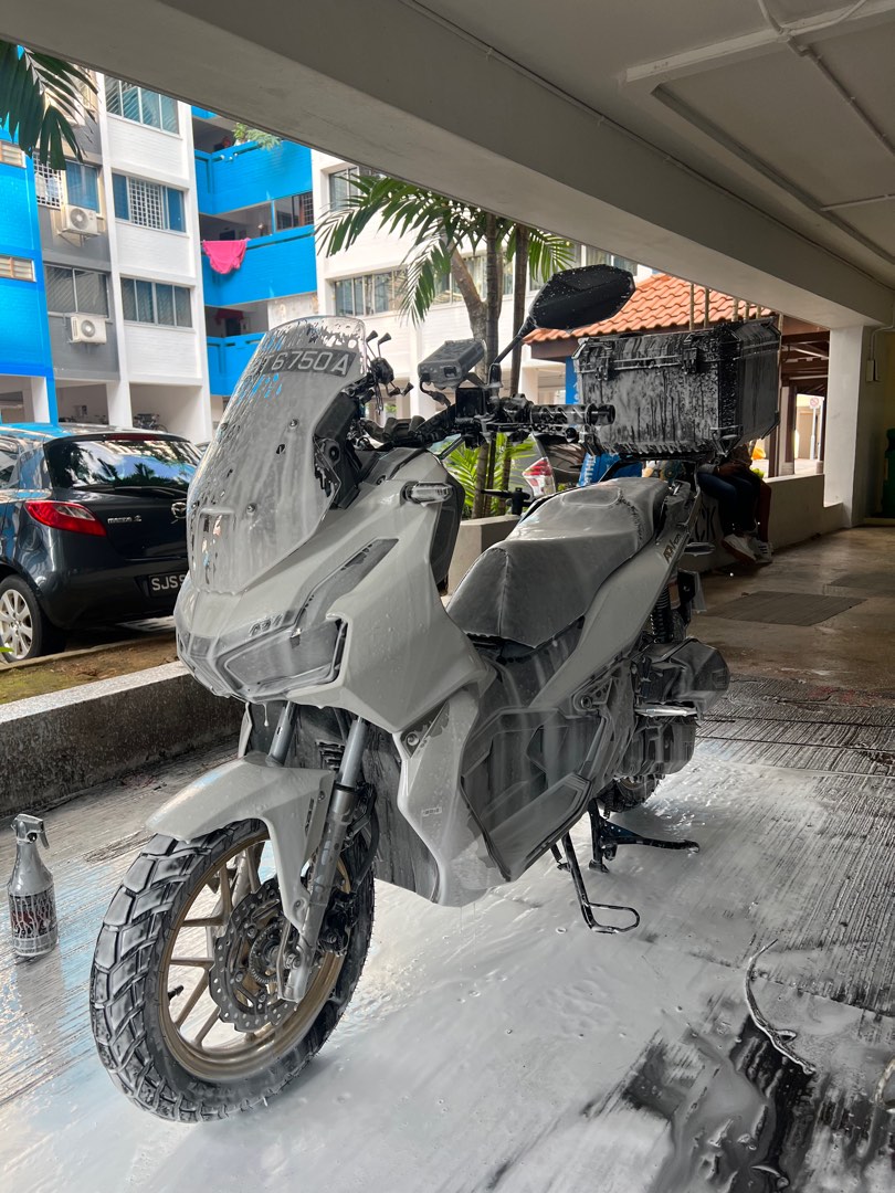 MOTORCYCLE DETAILING / DETAILING / BIKE DETAILING / CERAMIC COATING