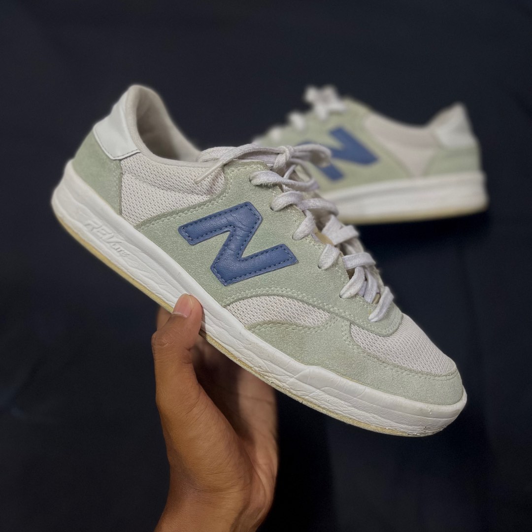 New Balance 330, Men's Fashion, Footwear, Sneakers on Carousell