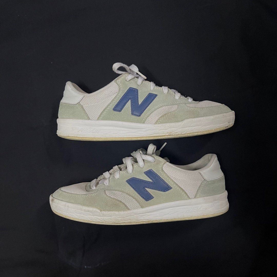 New Balance 330, Men's Fashion, Footwear, Sneakers on Carousell