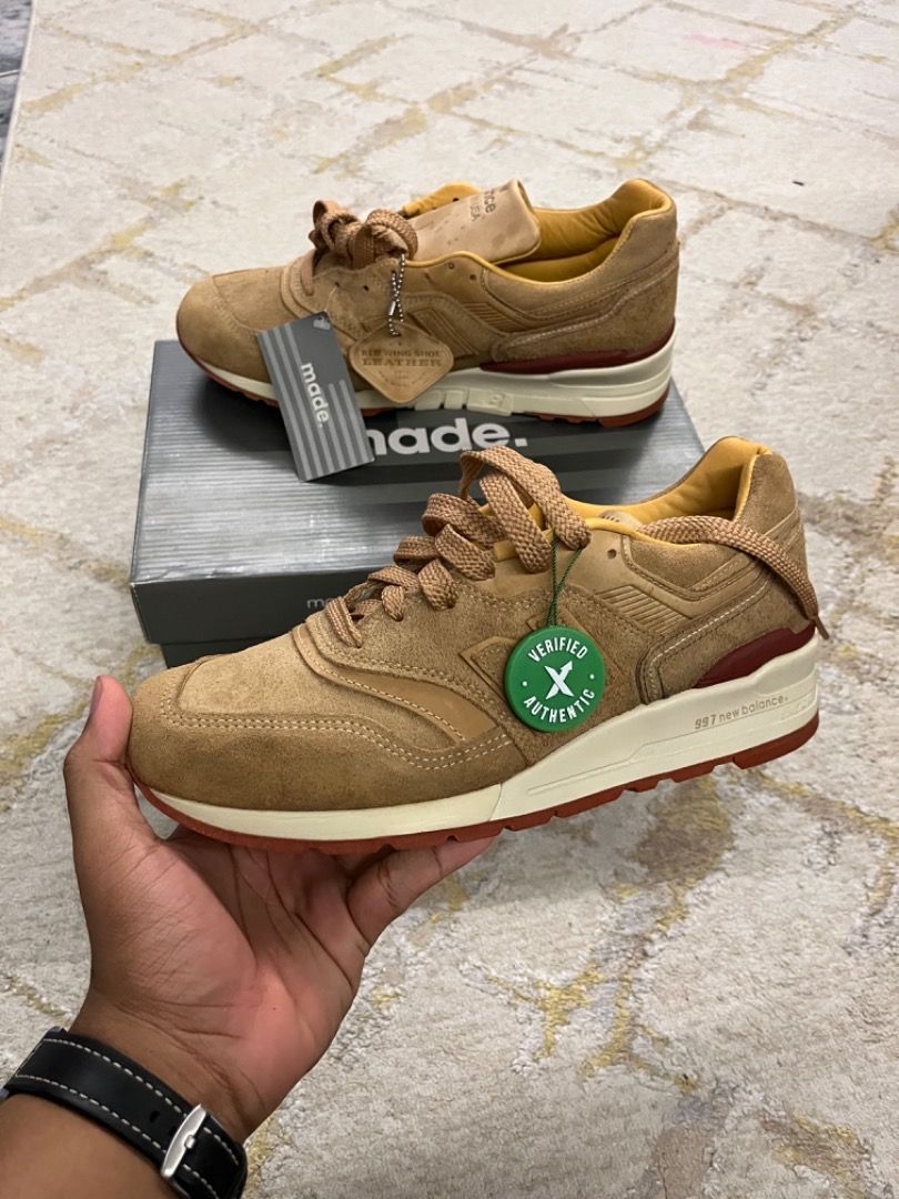 New balance 997 red top wing