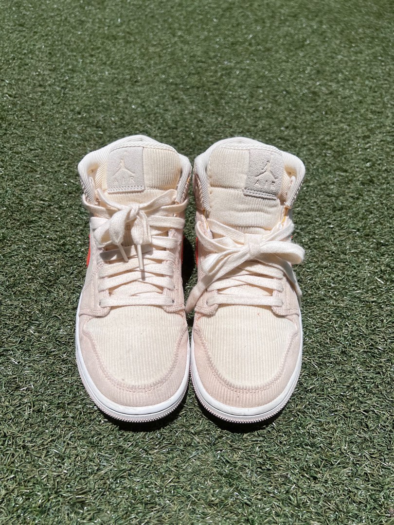 Nike Air Jordan, Women's Fashion, Footwear, Sneakers on Carousell