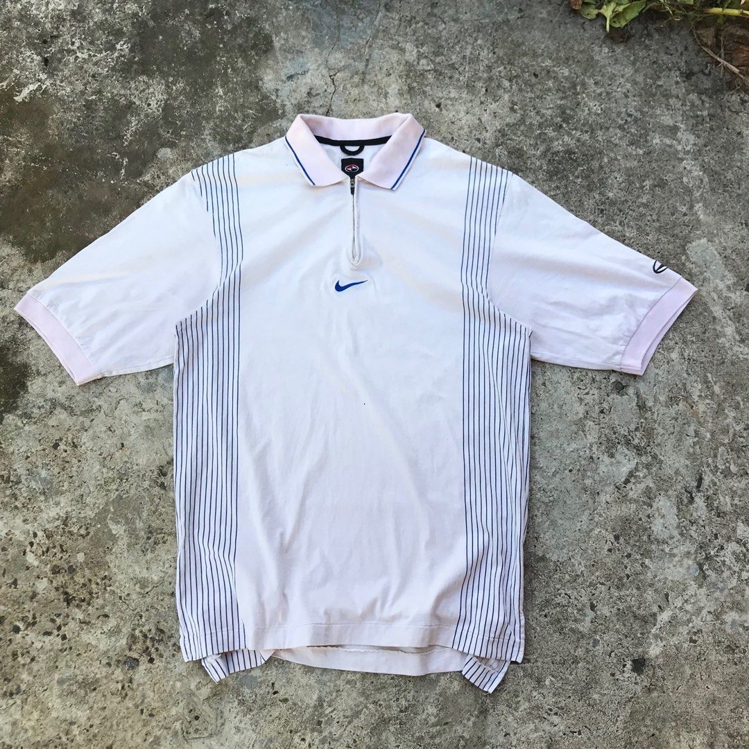 Nike shirt swoosh on collar clearance