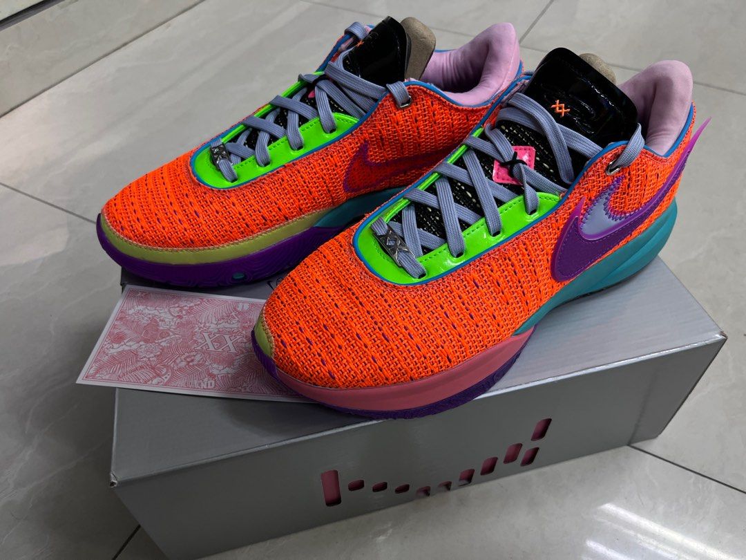 nike lebron chosen 1