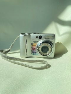 Nikon CoolPix S200 Vintage Camera
