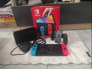 Nintendo switch Oled neon