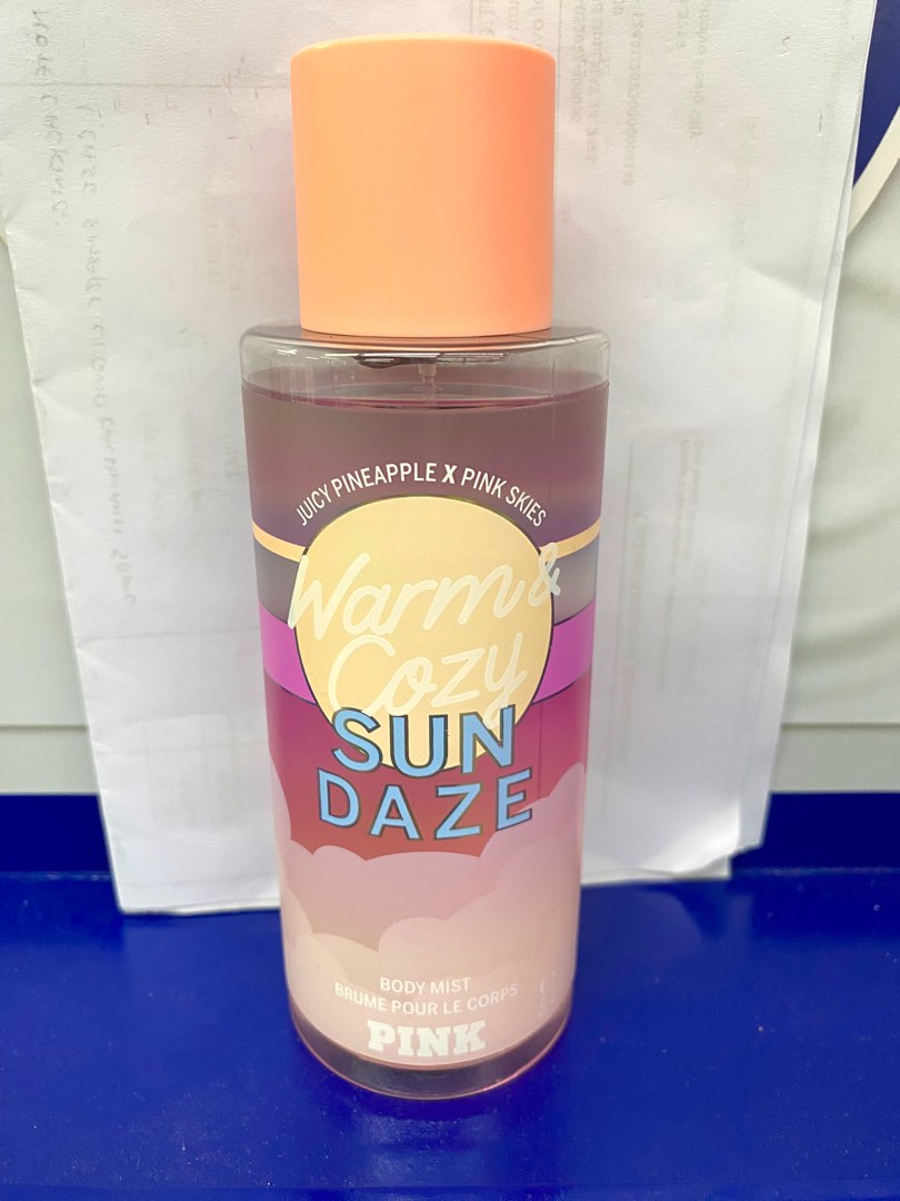 Original Victoria s Secret PINK Warm Cozy Sun Daze Body Mist