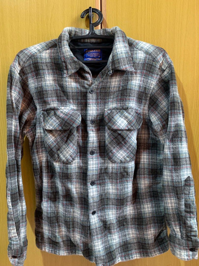 Pendleton Flannel (wool fabric) Men (Category: Tshirts & Polo Shirts ) located in Baguio. Submitted by frenchfriesss_ (Listing ID 1255087593, Image 1). Description: L on tag but fits S-M Measurement inches Shoulder width:19 Chest/body width:20-21 Length:24.