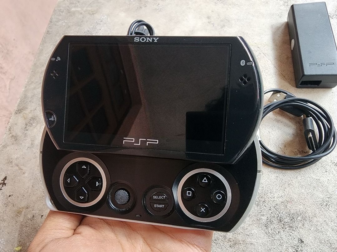 Playstation Portable PSP Go Black 16GB Full Game 036, Video Game ...