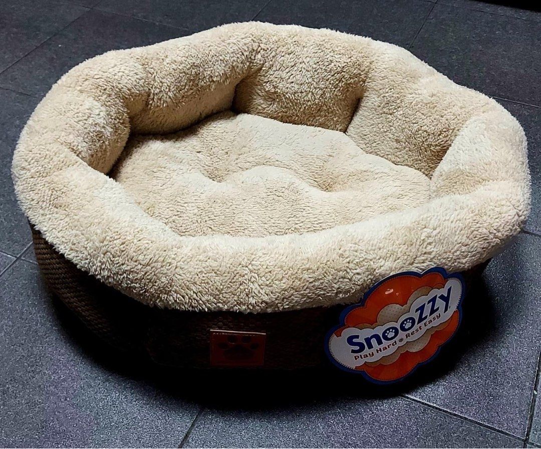 Precision Pet SnooZZy Mod Chic Pet Bed, Pet Supplies, Homes & Other Pet ...