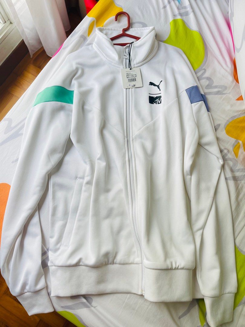White puma jacket online