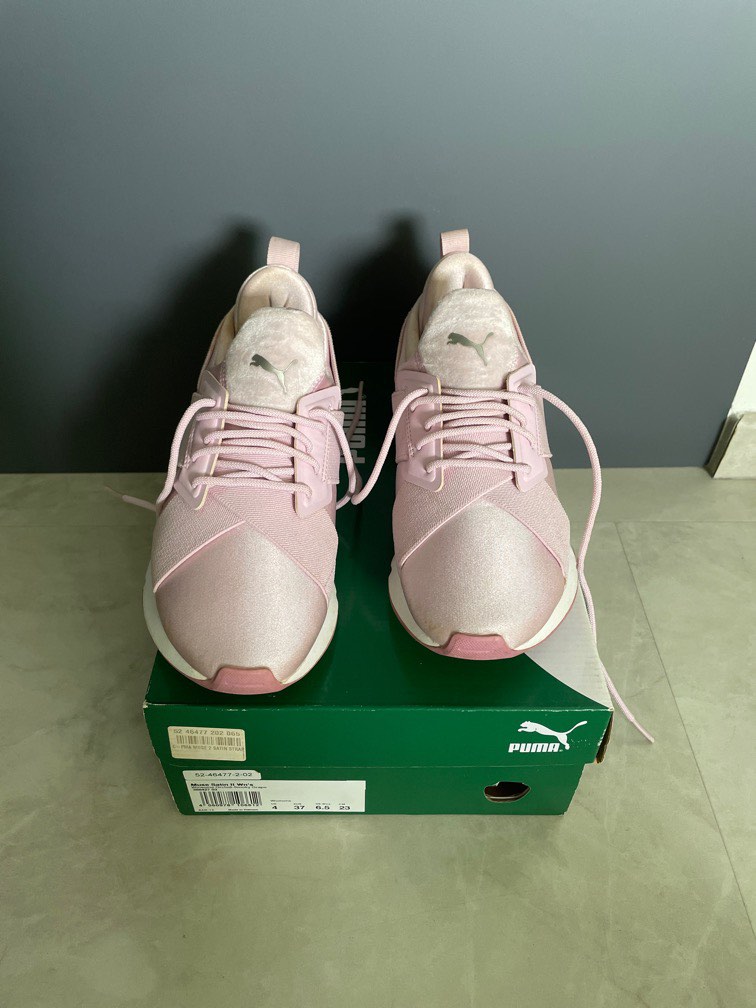 PUMA shoe, Women's Fashion, Footwear, Shoe inserts on Carousell