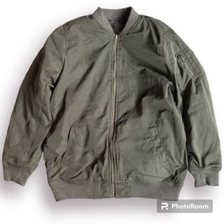 (Kategori: ) berada di . Dikirim oleh looklike18 (ID iklan 1255101880, Gambar 1). Deskripsi: .