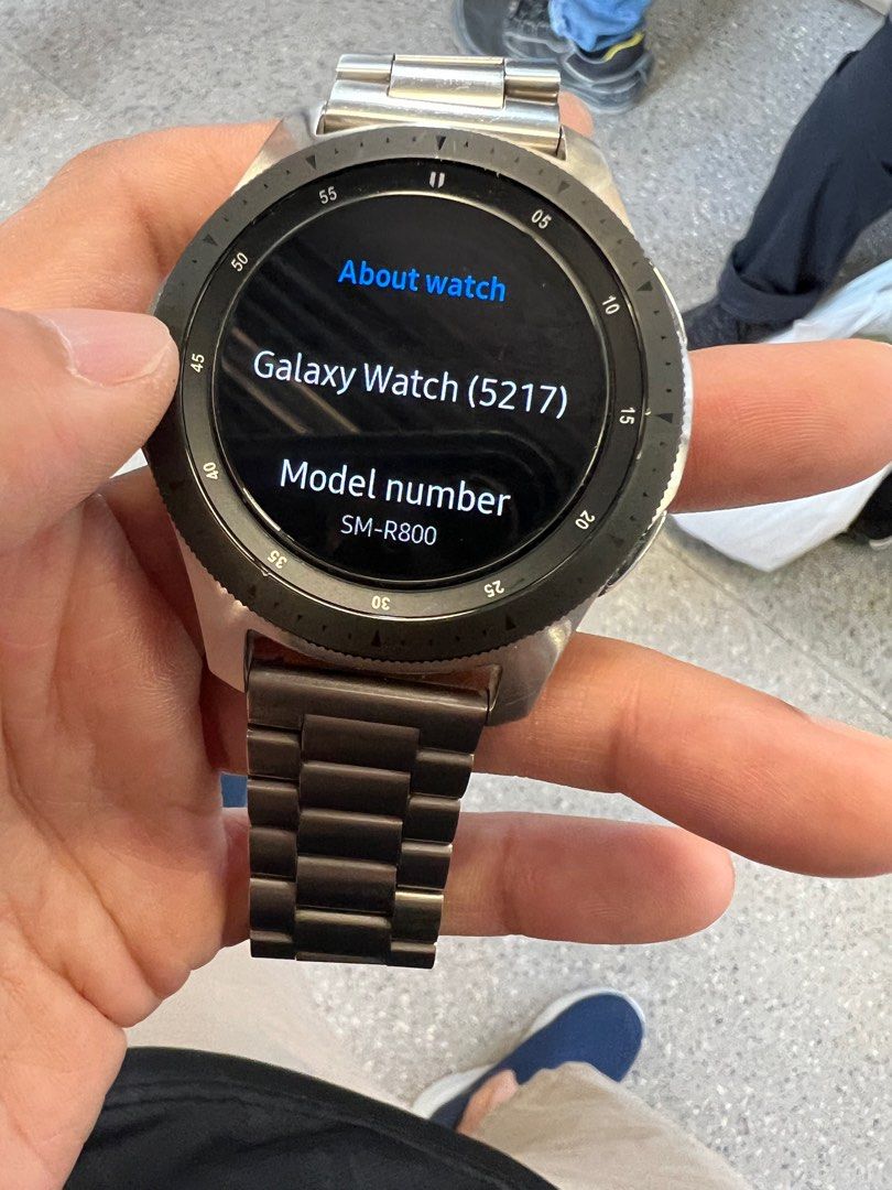 Galaxy watch hotsell 46mm model number