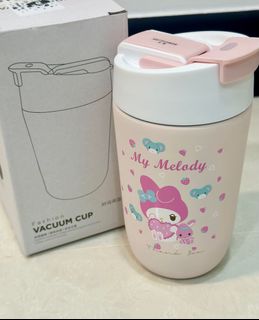 (Category: ) located in . Submitted by clothesinstyle (Listing ID 1255103700, Image 1). Description: .