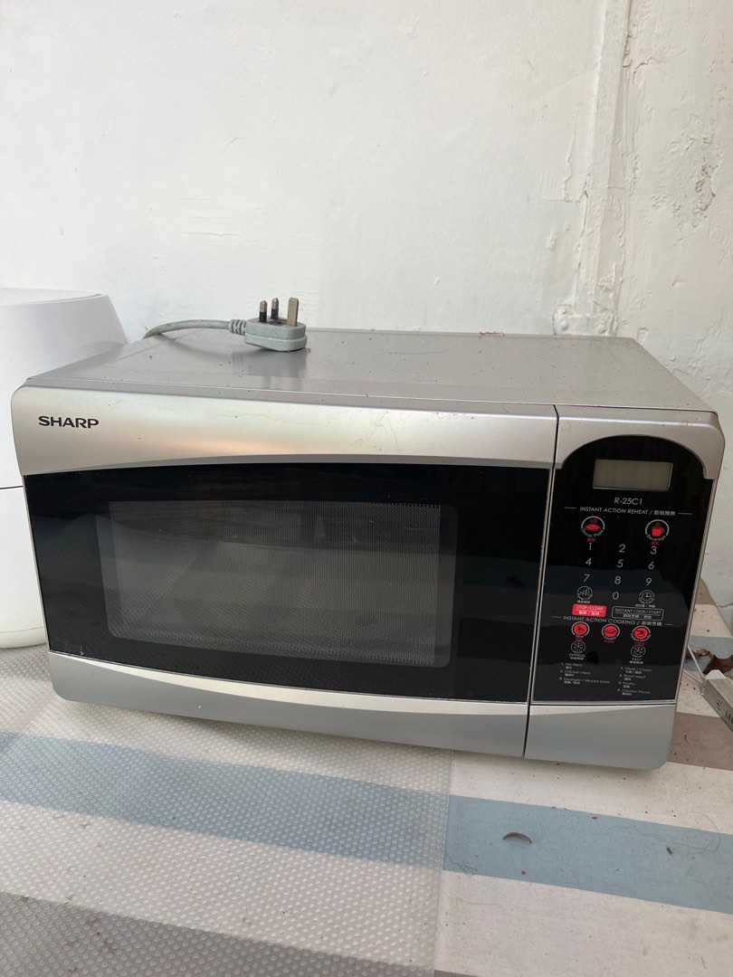 Sharp Microwave R25C1, TV & Home Appliances, Kitchen Appliances, Ovens & Toasters on Carousell