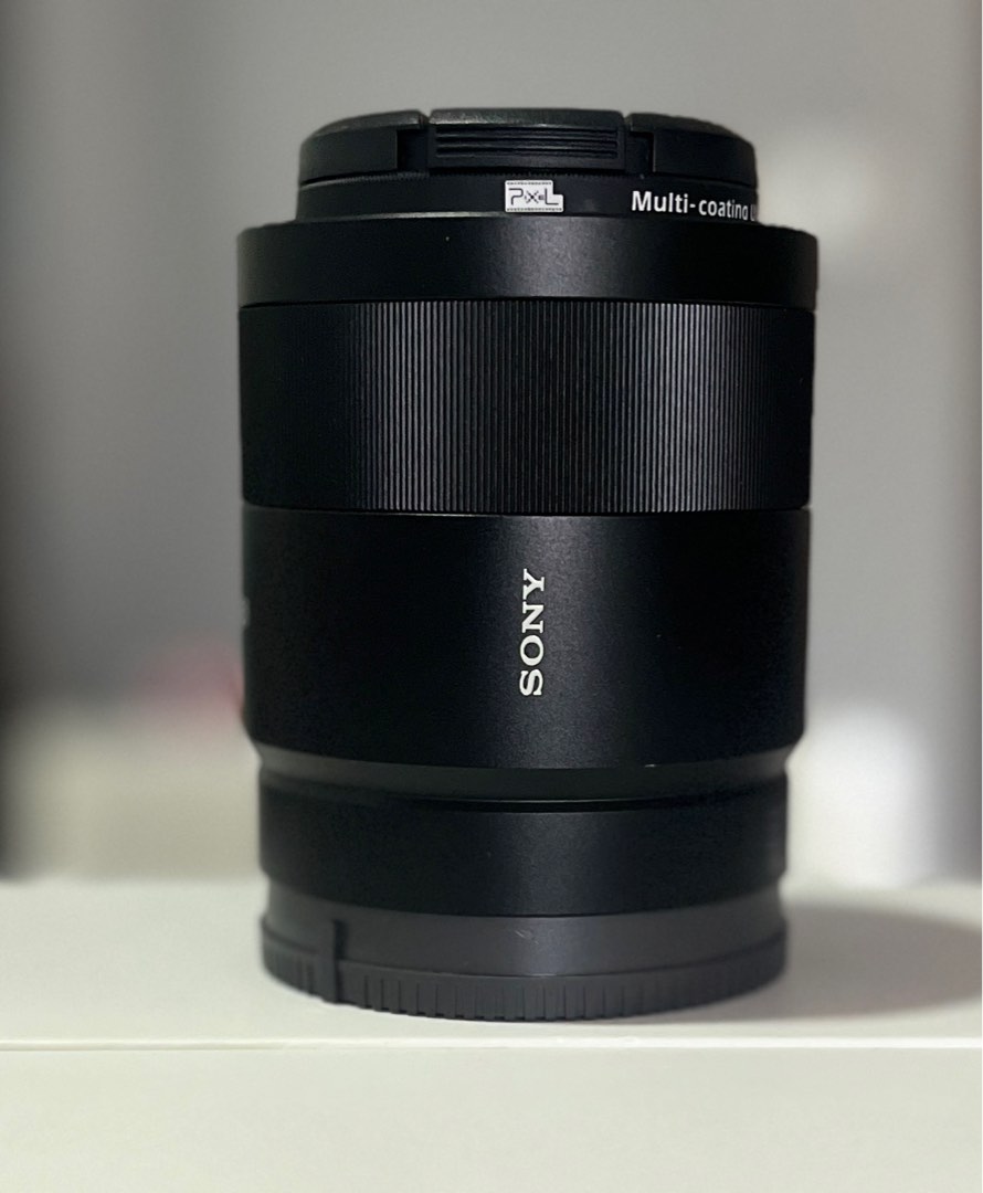 Sony 55mm F1.8 (Zeiss ), Photography, Lens & Kits on Carousell