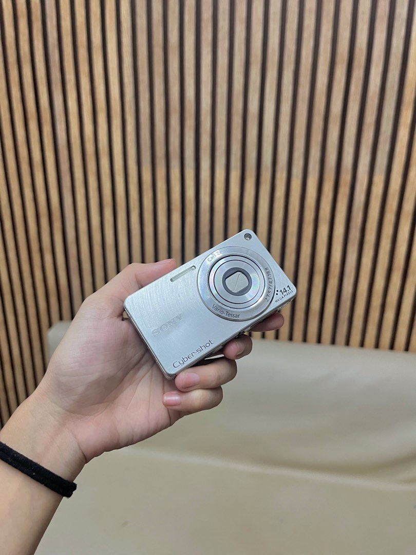 Appareil Photo Compact Sony Cyber-shot DSC-W350 Rose - 14,1 MP - Zoom 4x - Occasion Fonctionnel (pas De Batterie)
