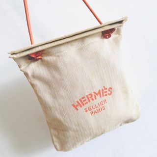 Hermes Etribelt 32cm Ebene Color in Evergrain Leather P Stamp Tote Bag/  Peekaboo Looks - The Attic Place