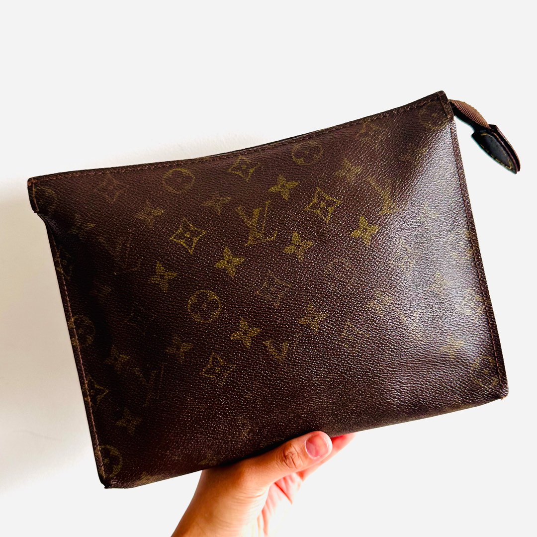 Louis Vuitton Toiletry Pouch 26 Monogram Vintage And New Comparison