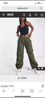 Stradivarius High rise Jean Leggings - Light Khaki, Women's Fashion,  Bottoms, Jeans on Carousell