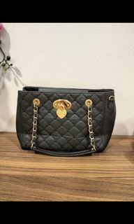 (Kategori: ) berada di . Dikirim oleh Verren (ID iklan 1255050393, Gambar 1). Deskripsi: .