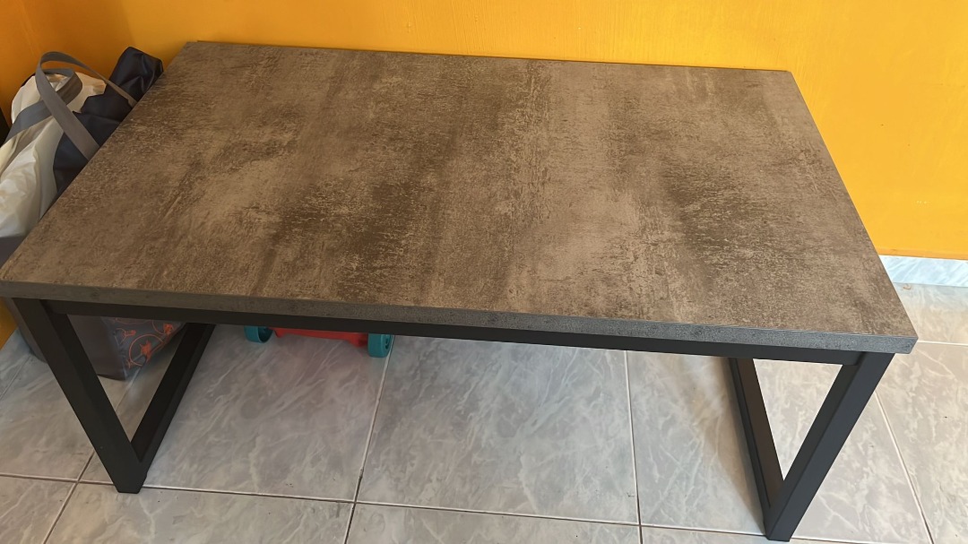 Tea Table (Price Negotiable), Furniture & Home Living, Furniture