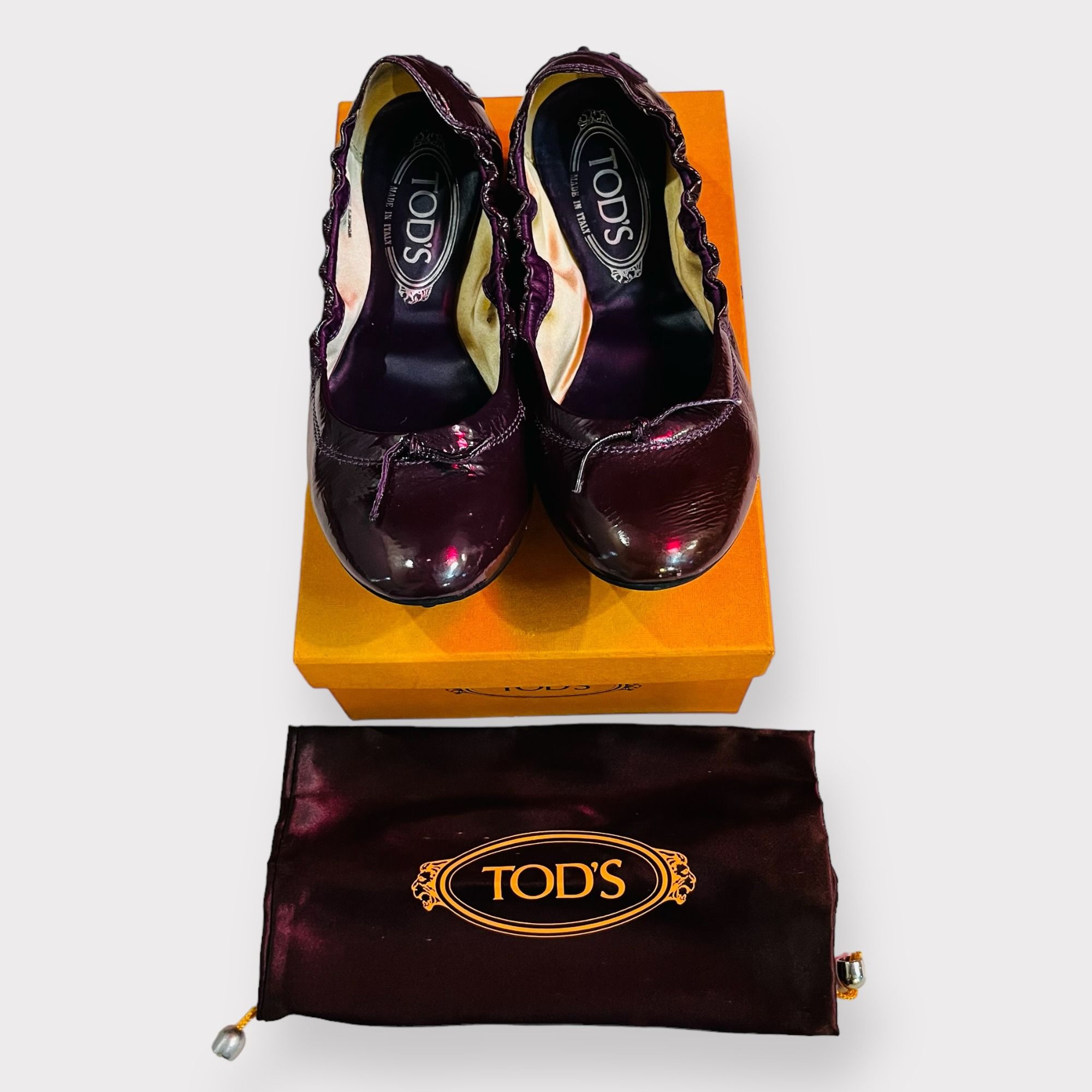 Ballerines TOD'S Vernies Bordeaux Pour Femme - Pointure 40 - Neuf Avec Boîte - Cuir Verni