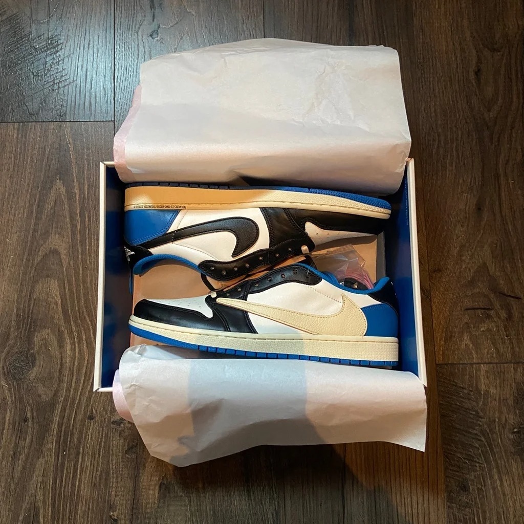 Travis Scott Jordan 1 Low Men’s Size 8.5 100 percent authentic Never ...