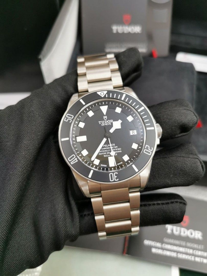 Tudor pelagos store xf v4
