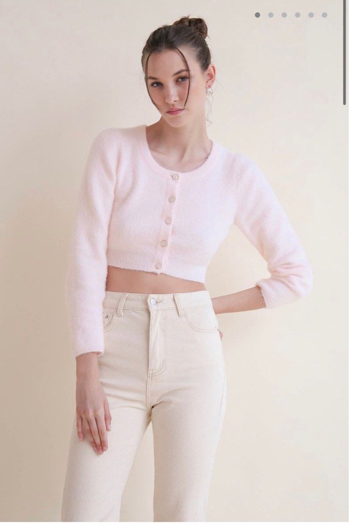 TWL XS BNWT Rozz Fuzzy soft Cardigan Women s Fashion Coats