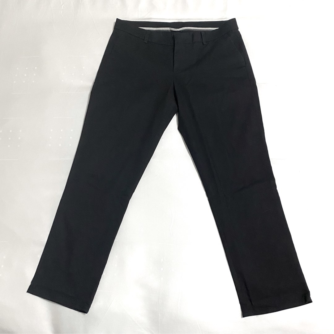 Uniqlo Black Tapered Work Pants, Women's Fashion, Bottoms, Other