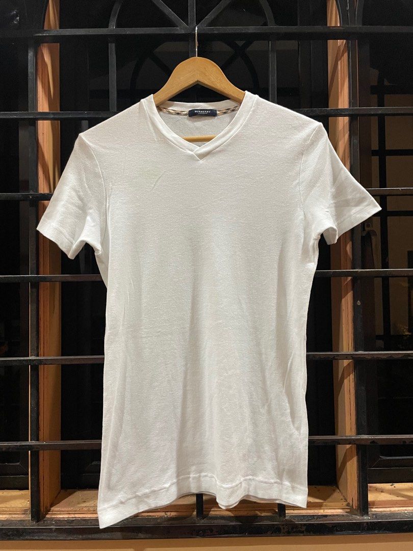 Burberry plain discount t shirt