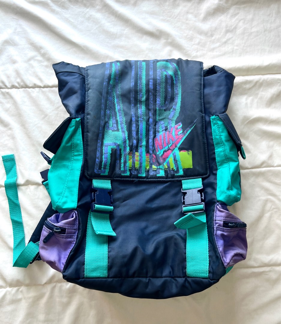 Vintage Nike Air 90s Multicoloured Compartmental Bag Backpack Vintage Nike Air 90s Multicoloured Compartmental Bag Backpack