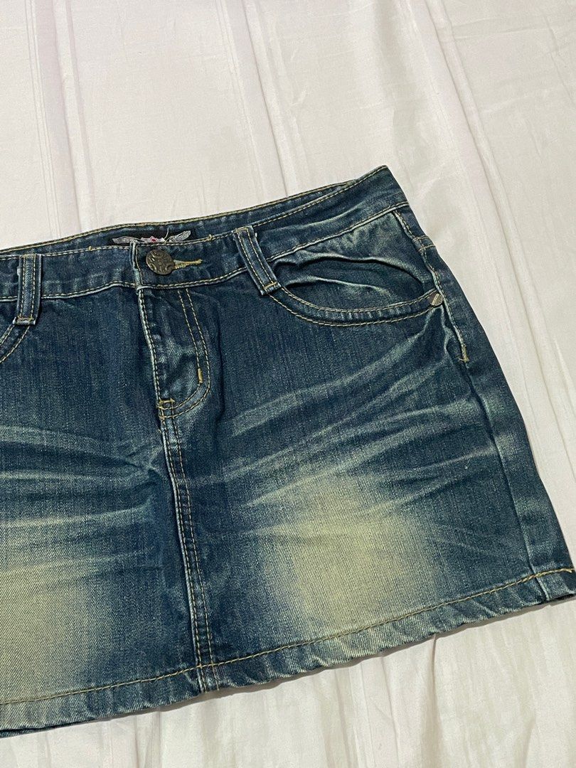 Light Wash Faded Vintage Studded Low-Rise Denim Mini Skirt