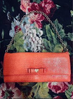 WALLET SHOULDER BAG