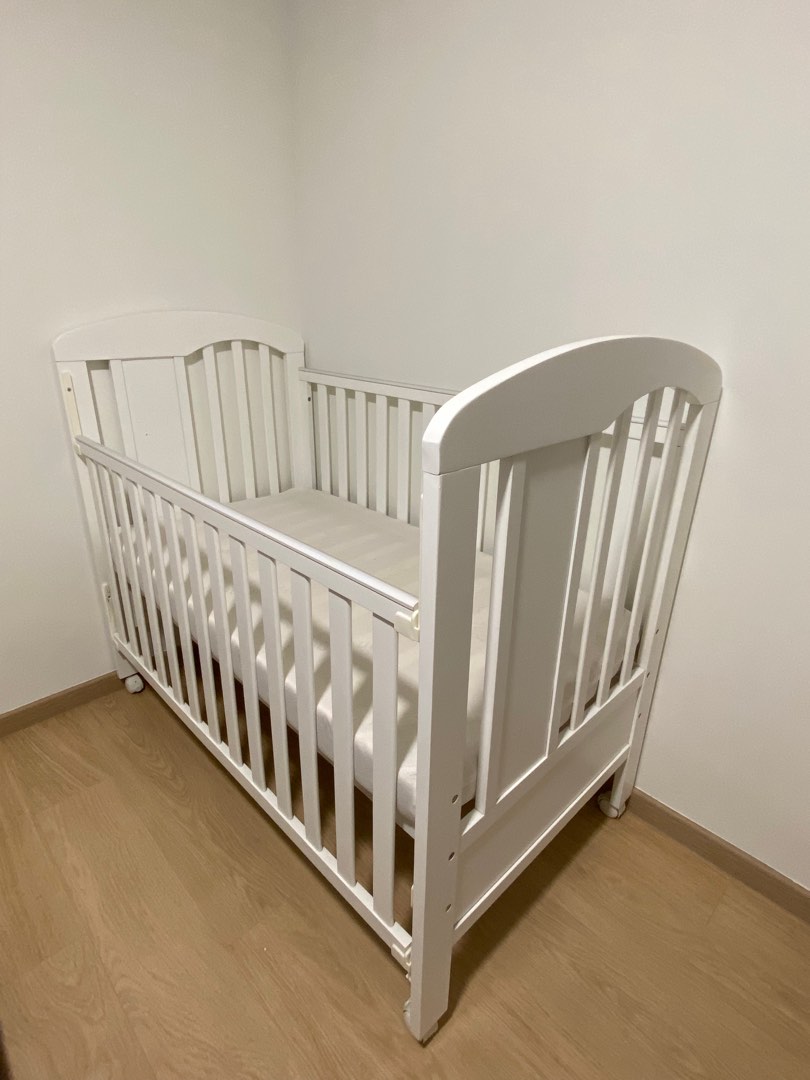 White Baby Cot, Babies & Kids, Baby Nursery & Kids Furniture, Cots