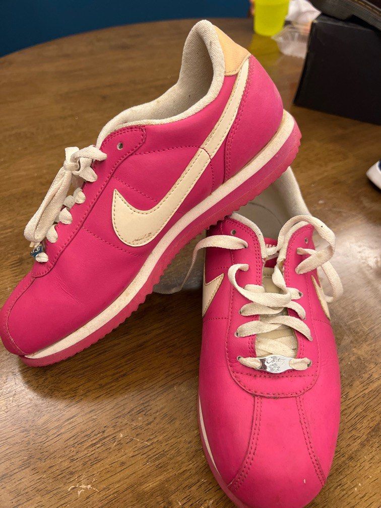 neon pink nike cortez