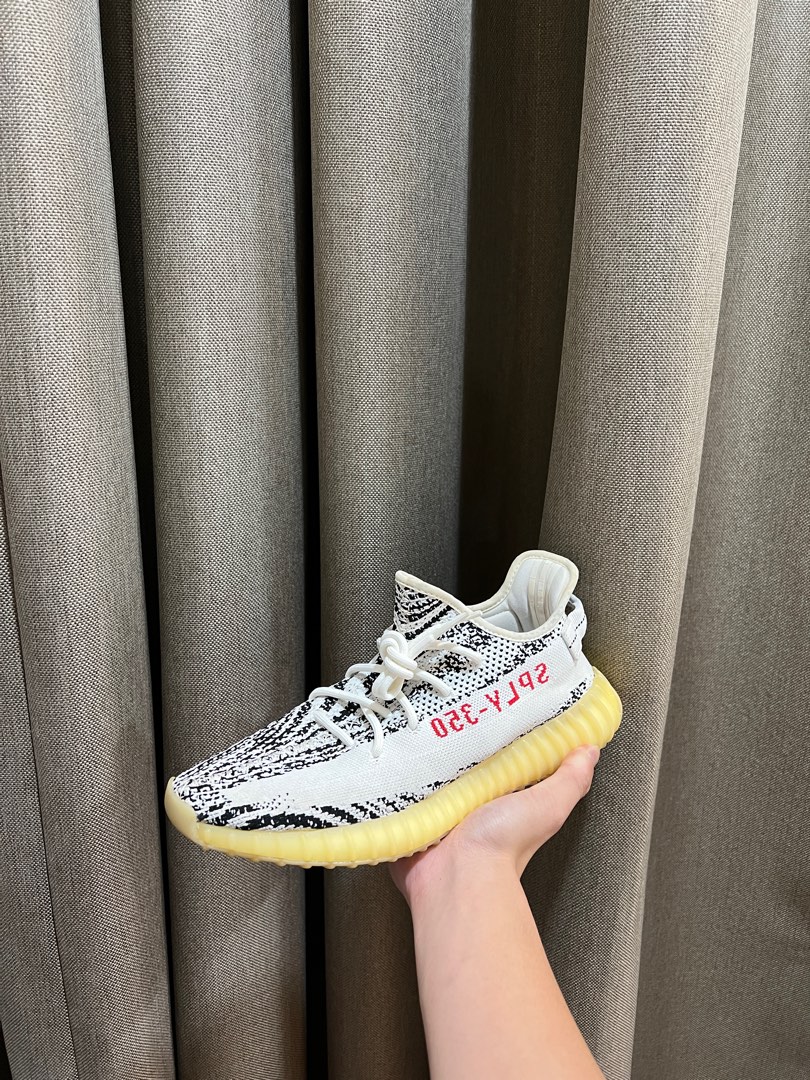 WTS Adidas Yeezy Boost 350 V2 Zebra