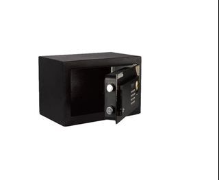 Yale safe with digital 8 digit keypad code