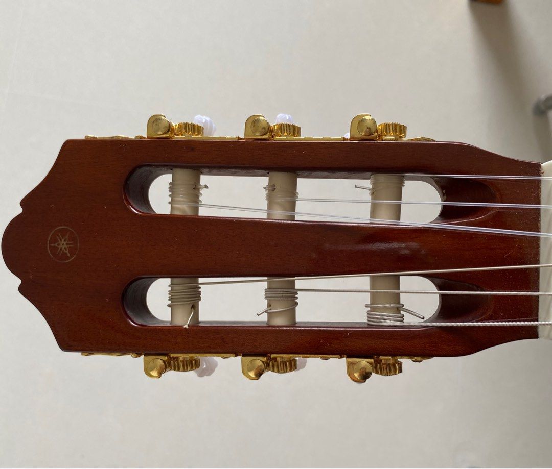 Yamaha Classical Guitar C70, Hobbies & Toys, Music & Media, Musical ...