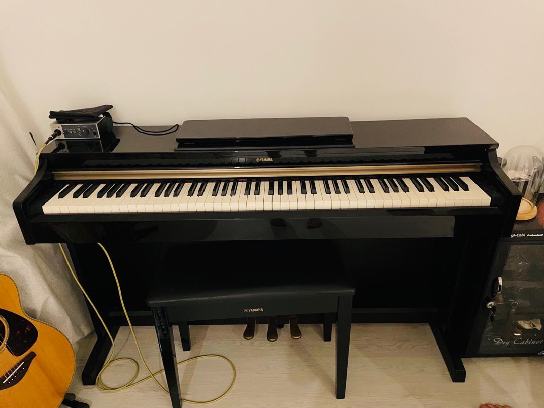 Yamaha 162 digital shop piano