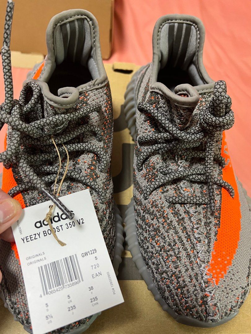 Yeezy Boost 350V2, Men's Fashion, Footwear, Sneakers on Carousell