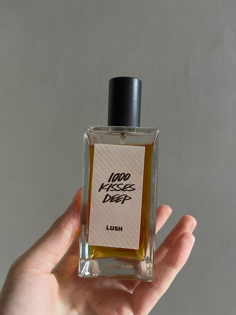 1000 kisses lush store