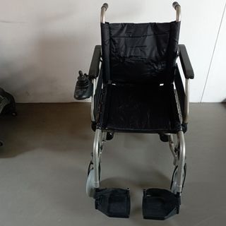 18" Motorized Wheelchair