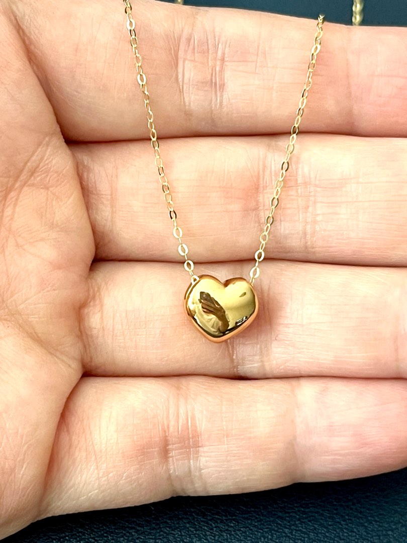 Thin gold heart necklace store