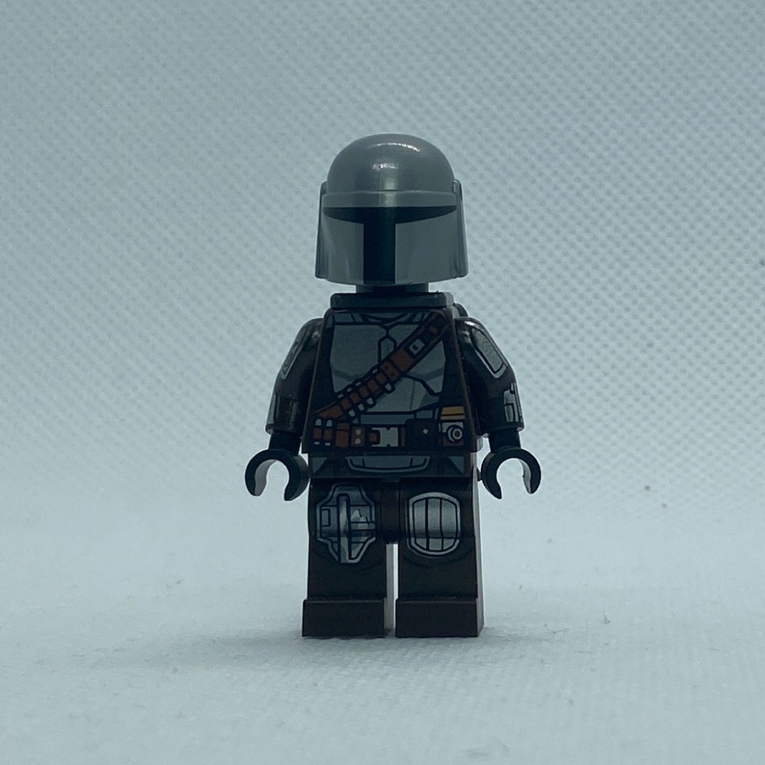 75319 Lego The Mandalorian Din Djarin Mando Silver Beskar
