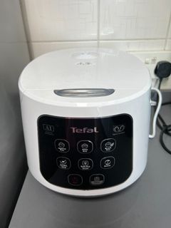 （分類：）位於 。 由 chill.cat.10 提交（商品編號 1255241222，圖片 1）。簡介： 。