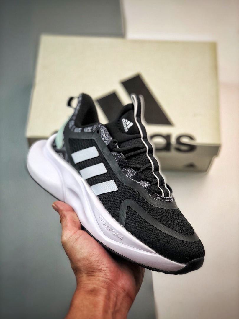 Adidas alphabounce off hotsell white